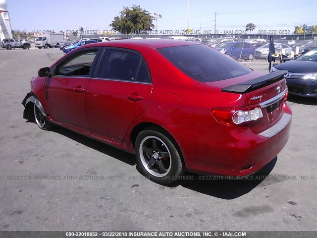 5YFBU4EE2DP089204 - 2013 TOYOTA COROLLA S/LE RED photo 3