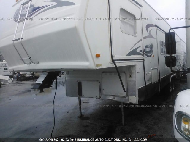 4X4FSMN246T103932 - 2006 FOREST RIVER SALEM LA FIFTH WHEEL TRAI  WHITE photo 1