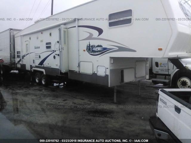 4X4FSMN246T103932 - 2006 FOREST RIVER SALEM LA FIFTH WHEEL TRAI  WHITE photo 2