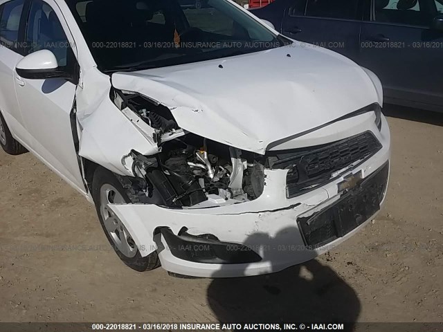 1G1JA6SH1D4190163 - 2013 CHEVROLET SONIC LS 白色 照片 6