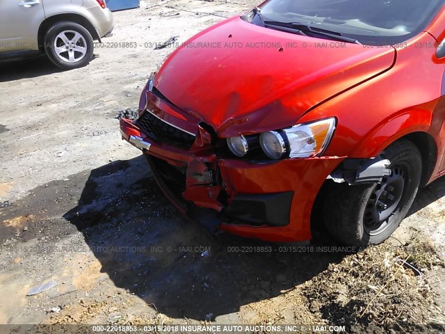 1G1JA5SH0D4146214 - 2013 CHEVROLET SONIC LS 橙色 照片 6
