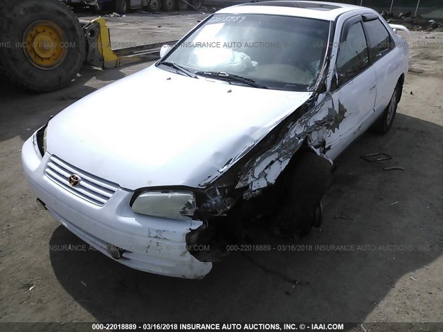4T1BF22K8VU032918 - 1997 TOYOTA CAMRY CE/LE/XLE WHITE photo 6