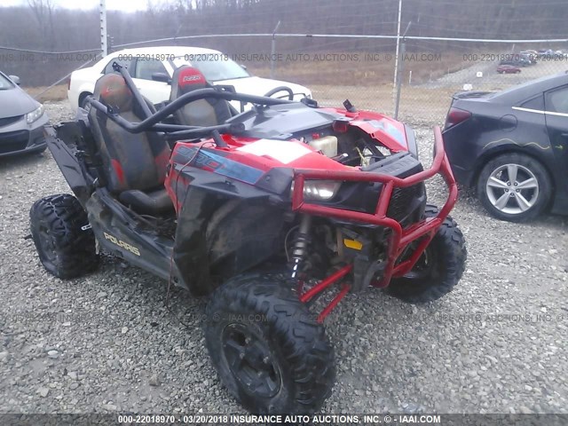 3NSVBE876GH103307 - 2016 POLARIS RZR S 900 EPS RED photo 1