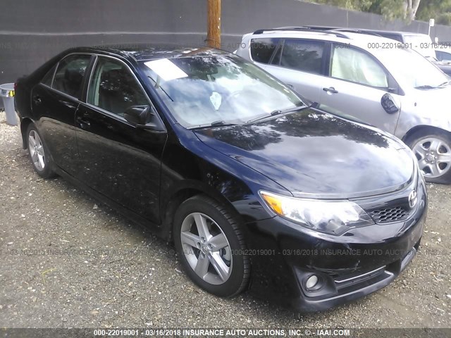 4T1BF1FK4EU436223 - 2014 TOYOTA CAMRY L/SE/LE/XLE 黑色 照片 1