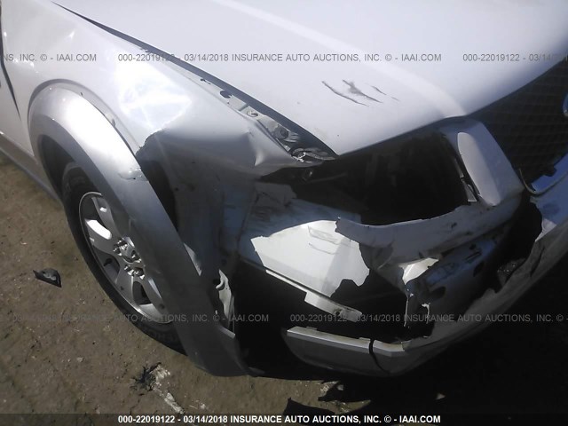 1FMZK02106GA21160 - 2006 FORD FREESTYLE SEL WHITE photo 6