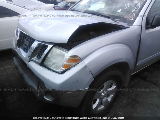 1N6AD07U09C405303 - 2009 NISSAN FRONTIER CREW CAB SE/LE/NISMO SILVER photo 6