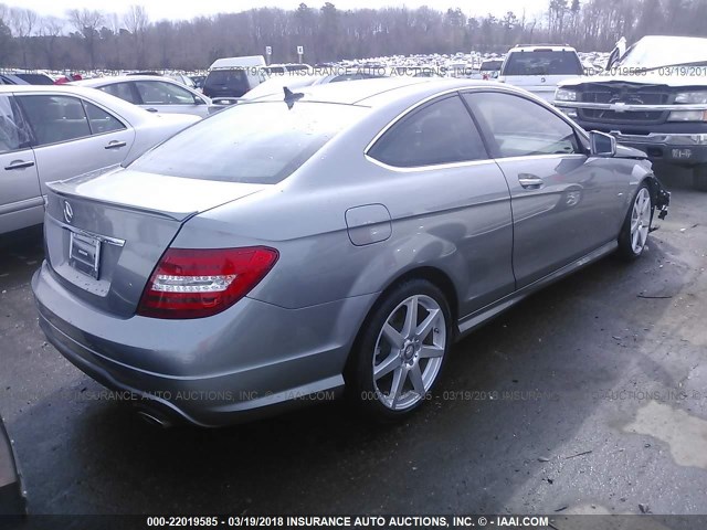 WDDGJ5HB2CF861282 - 2012 MERCEDES-BENZ C 350 GRAY photo 4