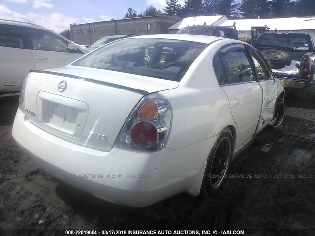 1N4AL11E62C137799 - 2002 NISSAN ALTIMA S/SL WHITE photo 4