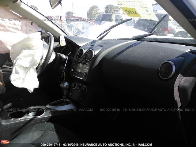 JN8AS5MVXDW659213 - 2013 NISSAN ROGUE S/SV WHITE photo 5