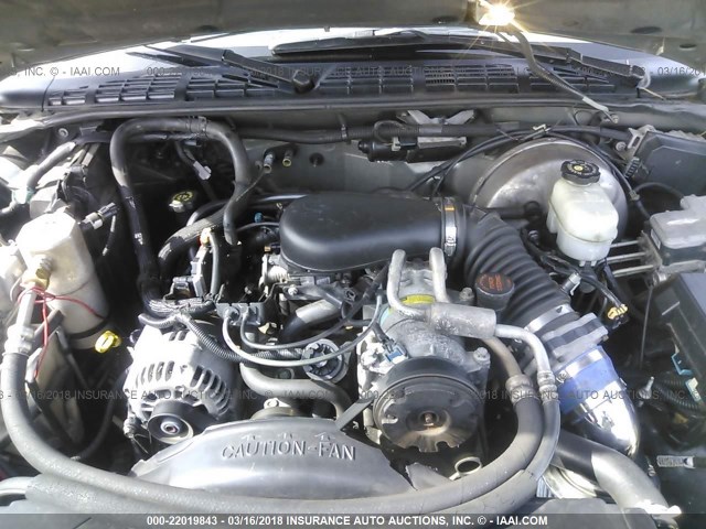 1GKCS13W312144634 - 2001 GMC JIMMY Արծաթագույն լուսանկար 10