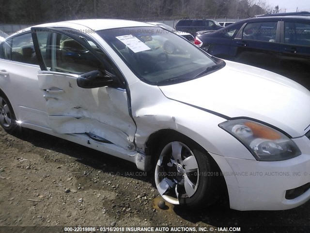 1N4AL21EX8C276378 - 2008 NISSAN ALTIMA 2.5/2.5S WHITE photo 6