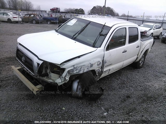 5TEJU62N76Z261915 - 2006 TOYOTA TACOMA DOUBLE CAB PRERUNNER WHITE photo 2