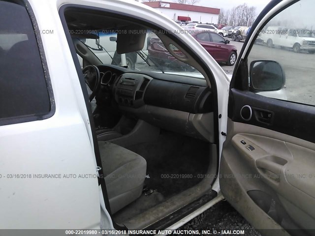 5TEJU62N76Z261915 - 2006 TOYOTA TACOMA DOUBLE CAB PRERUNNER WHITE photo 5