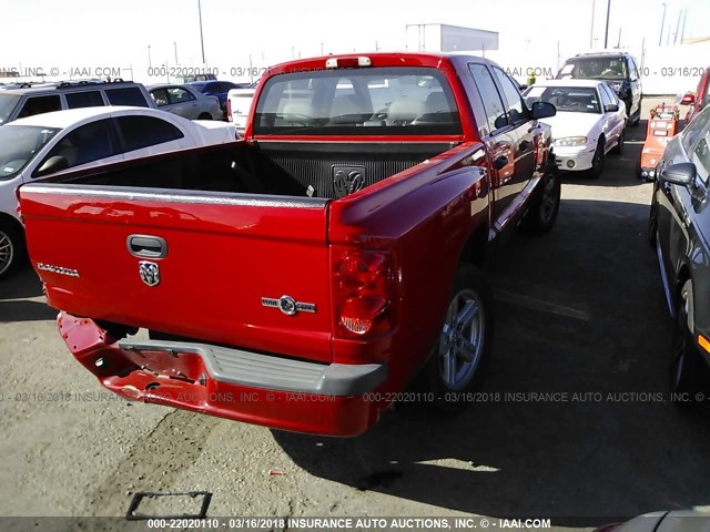 1D7HE38KX8S610683 - 2008 DODGE DAKOTA SXT RED photo 4