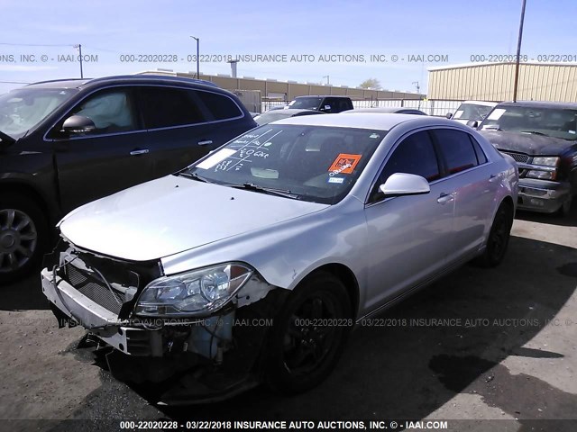 1G1ZC5E07AF185143 - 2010 CHEVROLET MALIBU 1LT SILVER photo 2