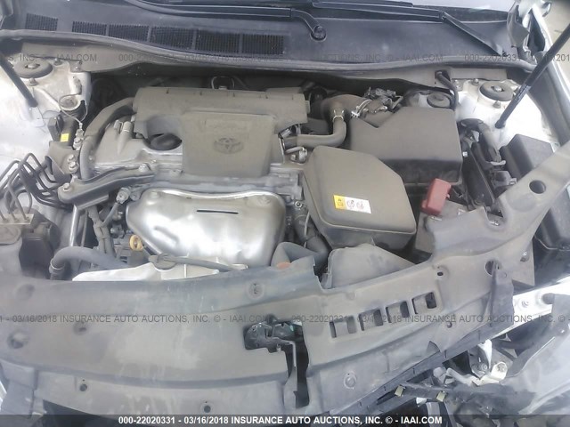 4T1BF1FKXGU265108 - 2016 TOYOTA CAMRY LE/XLE/SE/XSE WHITE photo 10
