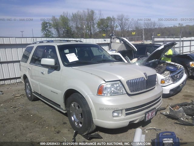 5LMFU275X6LJ28547 - 2006 LINCOLN NAVIGATOR 白色 照片 1