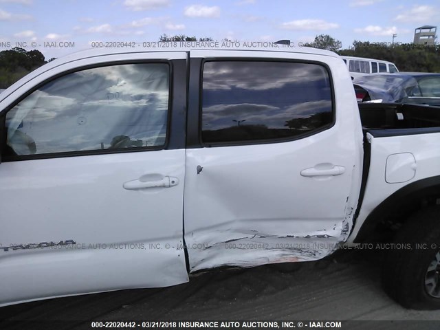 3TMCZ5AN7HM068265 - 2017 TOYOTA TACOMA DBL CAB/SR/TRDSPT/OR/PRO Ağ foto 6