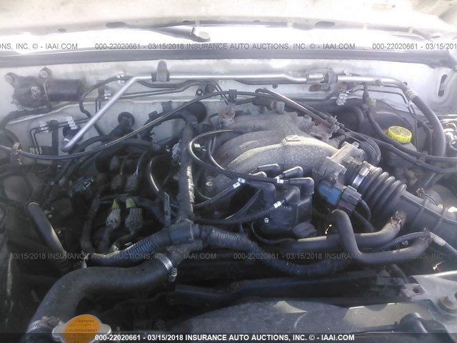 5N1ED28Y42C524409 - 2002 NISSAN XTERRA XE/SE WHITE photo 10