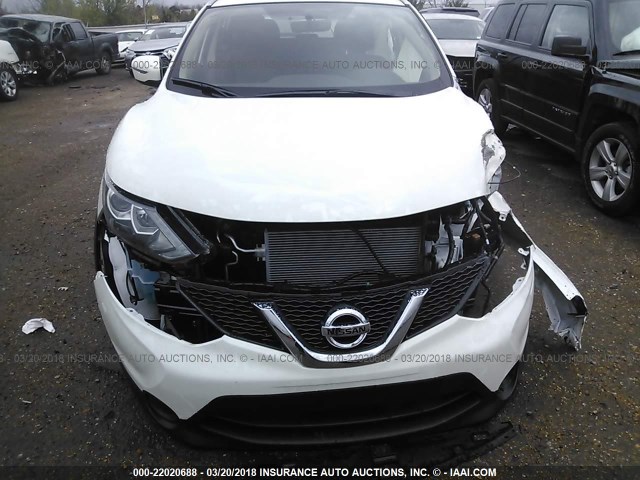 JN1BJ1CP0HW001214 - 2017 NISSAN ROGUE SPORT S/SV/SL WHITE photo 6