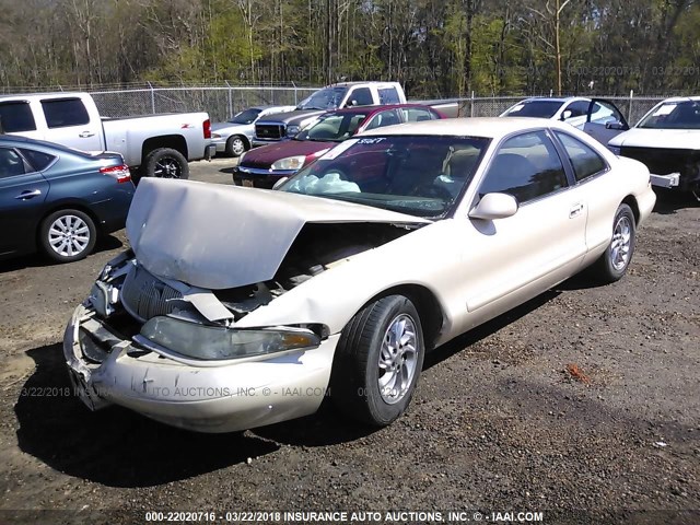 1LNFM92V7WY670338 - 1998 LINCOLN MARK VIII LSC CREAM photo 2