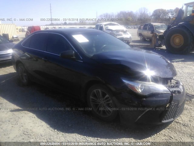 4T1BF1FK0FU005430 - 2015 TOYOTA CAMRY LE/XLE/SE/XSE BLACK photo 1