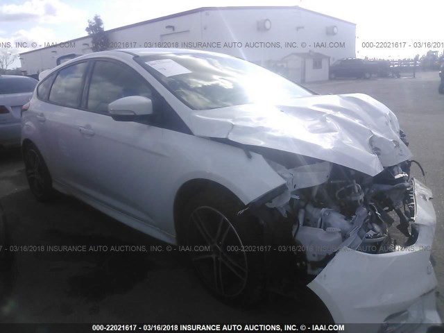 1FADP3L93GL301630 - 2016 FORD FOCUS ST WHITE photo 1