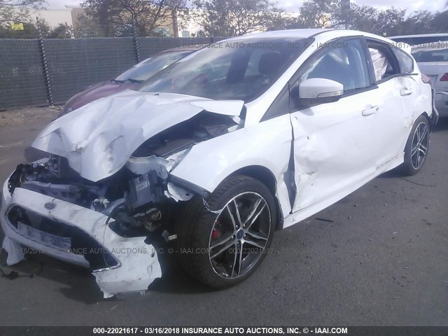 1FADP3L93GL301630 - 2016 FORD FOCUS ST WHITE photo 2