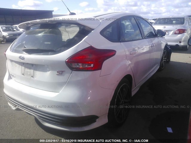 1FADP3L93GL301630 - 2016 FORD FOCUS ST WHITE photo 4