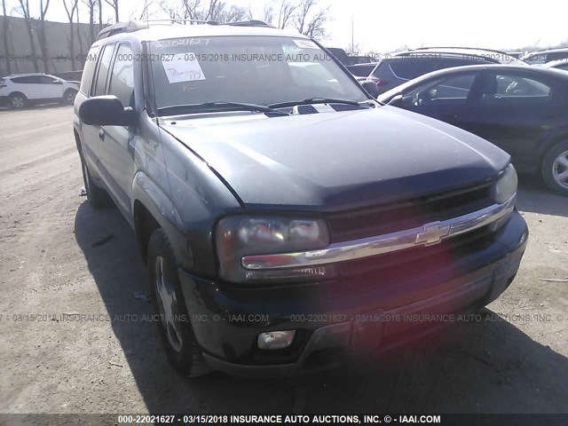 1GNET16S556155408 - 2005 CHEVROLET TRAILBLAZER EXT LS/EXT LT GRAY photo 1