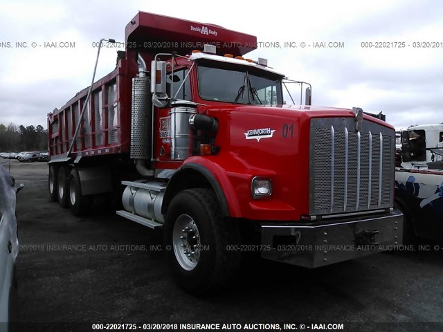 1NKDL4EX2YS960697 - 2000 KENWORTH CONSTRUCTION T800 RED photo 1