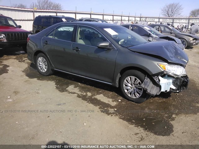 4T1BF1FK1DU637320 - 2013 TOYOTA CAMRY L/SE/LE/XLE GRAY photo 1