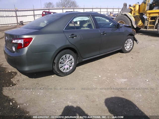 4T1BF1FK1DU637320 - 2013 TOYOTA CAMRY L/SE/LE/XLE 灰色 照片 4