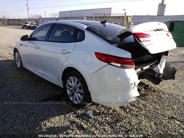 5XXGU4L33GG119864 - 2016 KIA OPTIMA EX WHITE photo 3