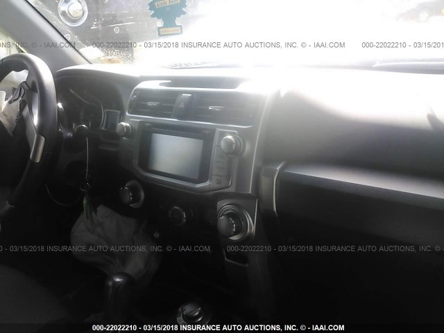 JTEBU5JR8G5323308 - 2016 TOYOTA 4RUNNER SR5 PREM/LTDL/TRAIL/TRD 白色 照片 5