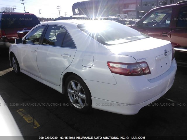 4T1BE46K57U532448 - 2007 TOYOTA CAMRY NEW GENERAT CE/LE/XLE/SE WHITE photo 3