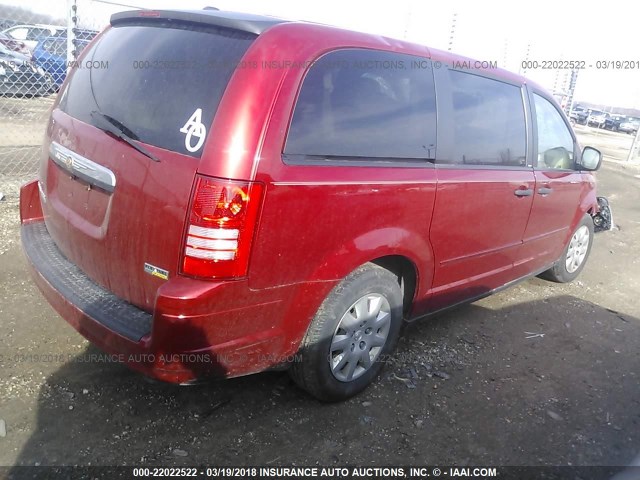 2A8HR44H48R721643 - 2008 CHRYSLER TOWN & COUNTRY LX RED photo 4