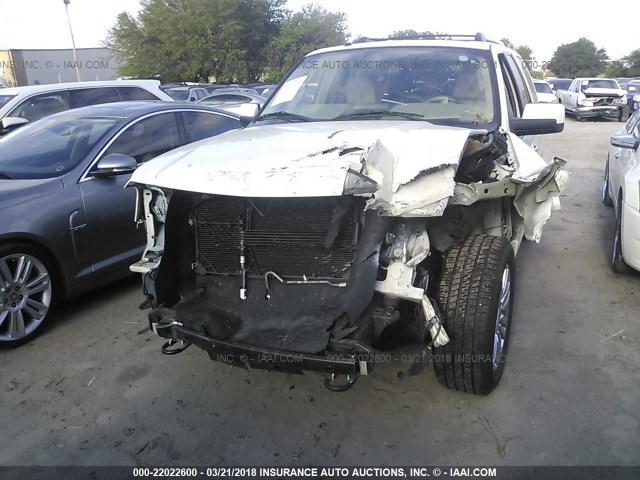 5LMFU27538LJ02472 - 2008 LINCOLN NAVIGATOR 白色 照片 6