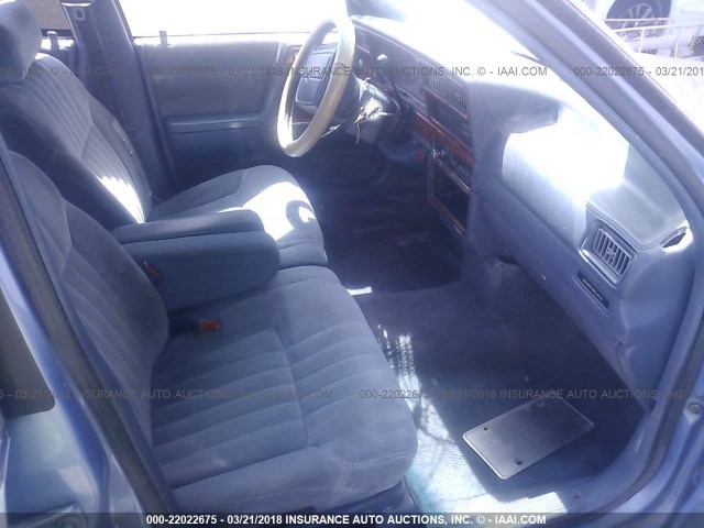 1C3XA3634PF640741 - 1993 CHRYSLER LEBARON LE A-BODY BLUE photo 5