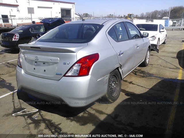 3N1CN7AP3GL861417 - 2016 NISSAN VERSA S/S PLUS/SV/SL GRAY photo 4