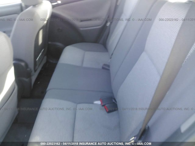 2T1KR32E55C333283 - 2005 TOYOTA COROLLA MATRIX XR SILVER photo 8