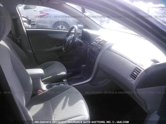 JTDBL40E99J035551 - 2009 TOYOTA COROLLA LE/XLE BLACK photo 5