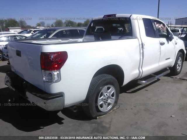 5TFRM5F1XAX004798 - 2010 TOYOTA TUNDRA DOUBLE CAB SR5 WHITE photo 4