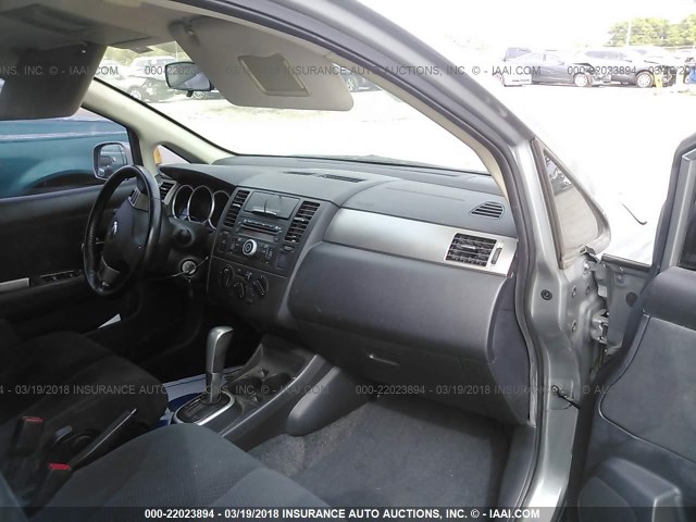 3N1BC1CP2CK804363 - 2012 NISSAN VERSA S/SL GRAY photo 5