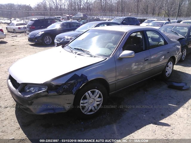4T1BG22K3YU652903 - 2000 TOYOTA CAMRY CE/LE/XLE 灰色 照片 2