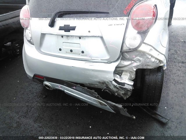 KL8CF6S9XEC576574 - 2014 CHEVROLET SPARK 2LT SILVER photo 6