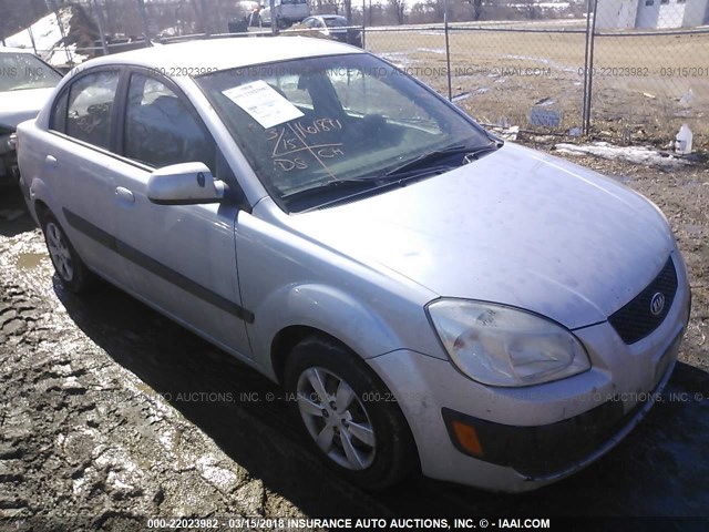 KNADE123686374070 - 2008 KIA RIO LX/SX SILVER photo 1