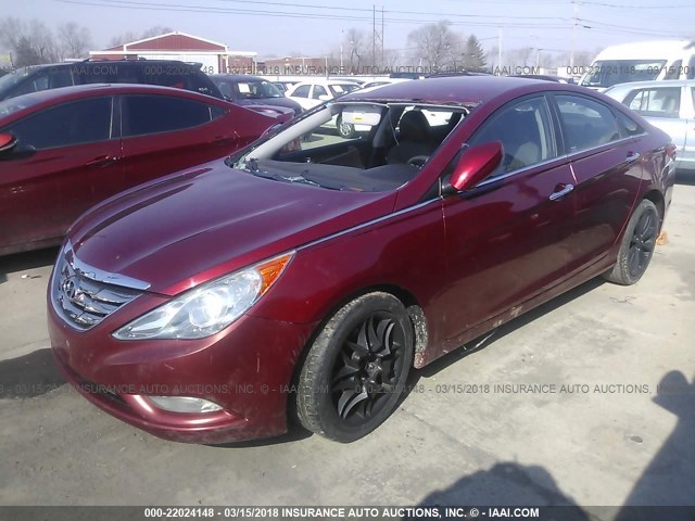 5NPEC4ACXBH093354 - 2011 HYUNDAI SONATA SE/LIMITED RED photo 2