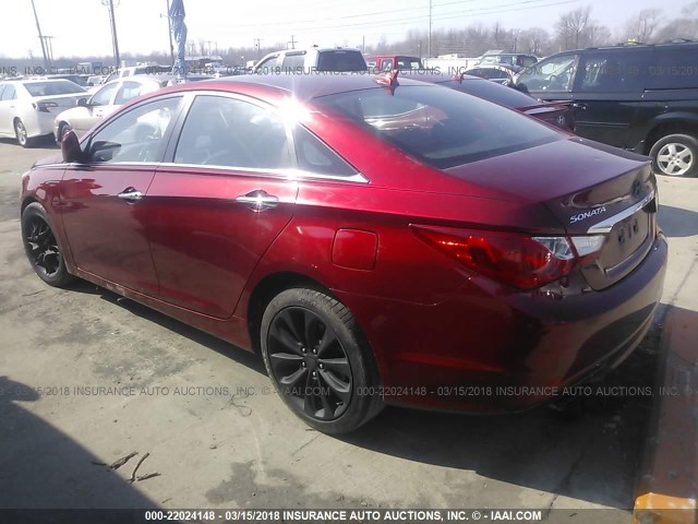 5NPEC4ACXBH093354 - 2011 HYUNDAI SONATA SE/LIMITED RED photo 3