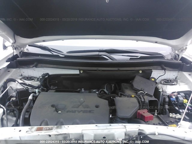 JA4AD2A38FZ007810 - 2015 MITSUBISHI OUTLANDER ES 白色 照片 10